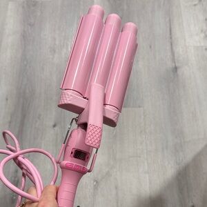 Mermaid Hair brand Triple Barrel Hair Curler